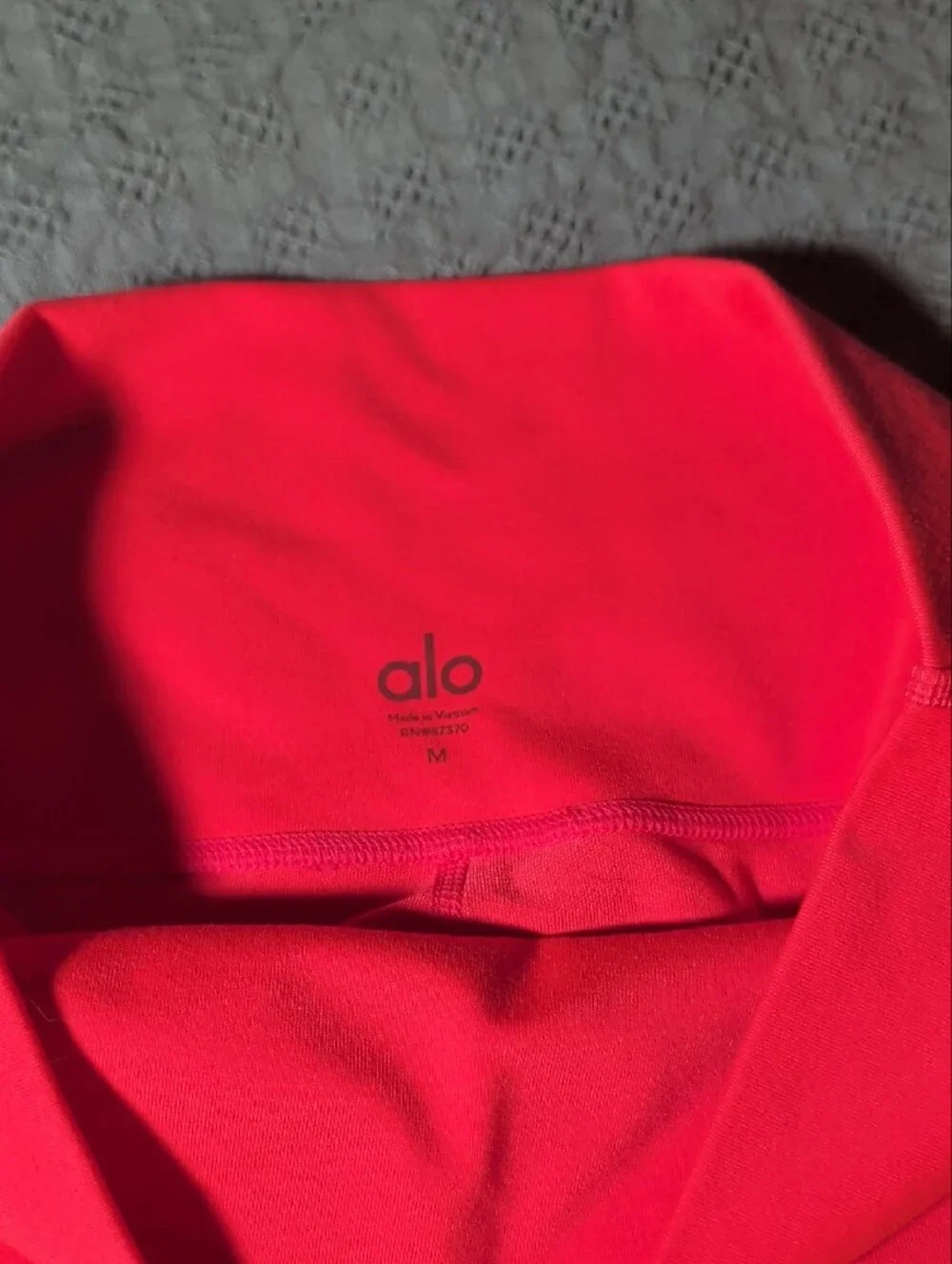 ALO Yoga High-Waist Bike Shorts - Neon Coral Pink
